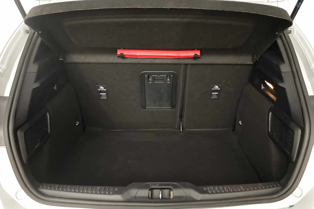 ford-focus-2025-gasolina-998cc