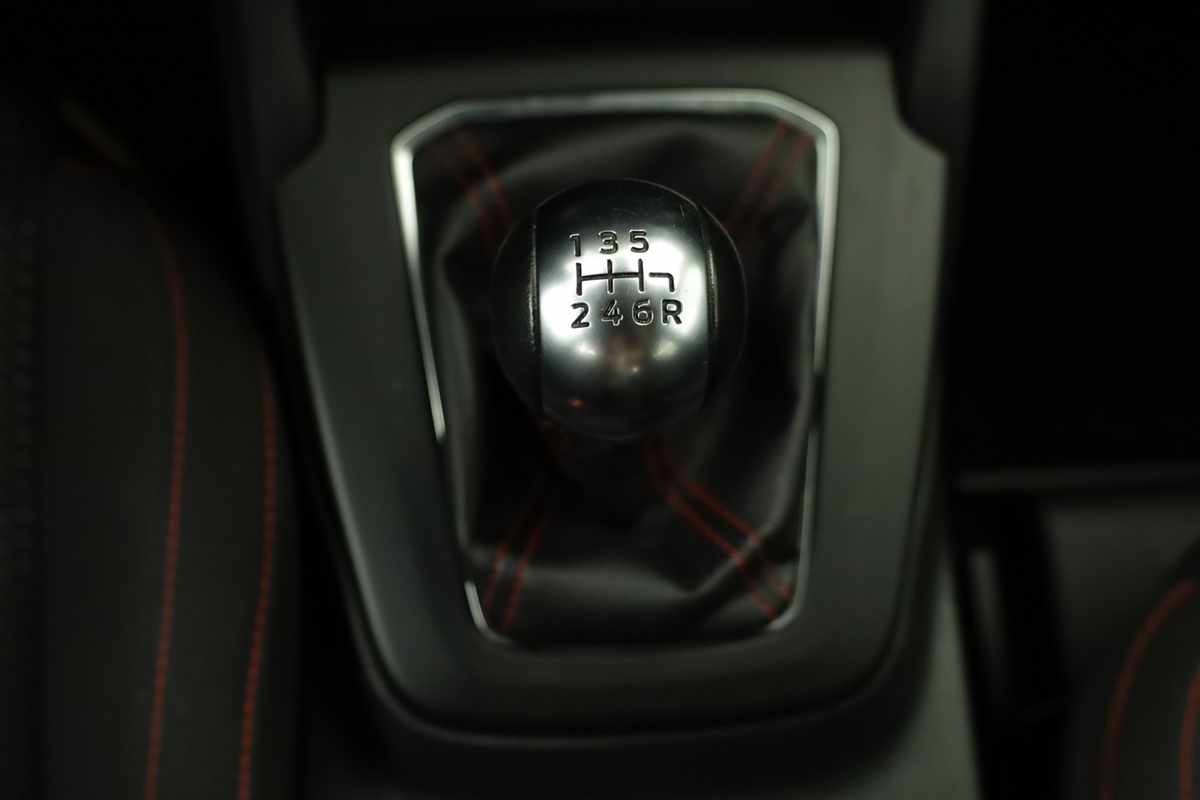 ford-focus-2025-gasolina-998cc
