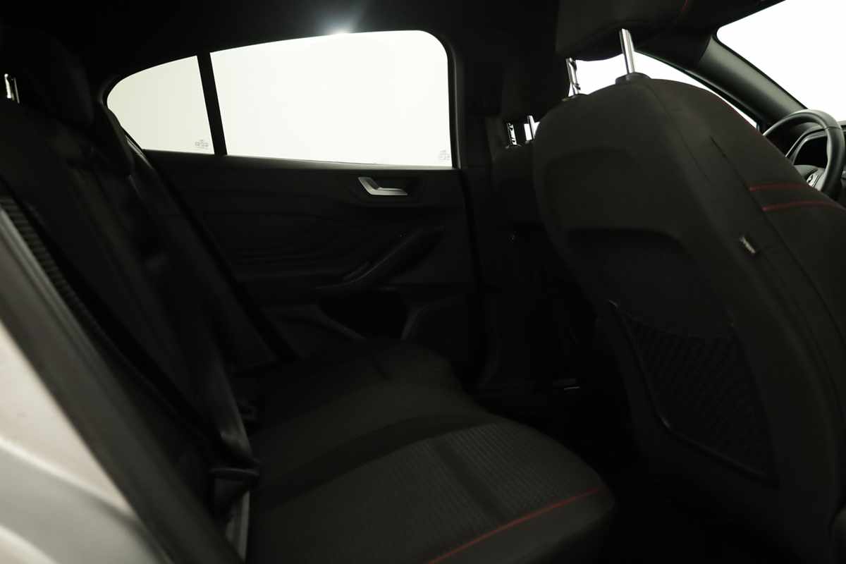 ford-focus-2025-gasolina-998cc