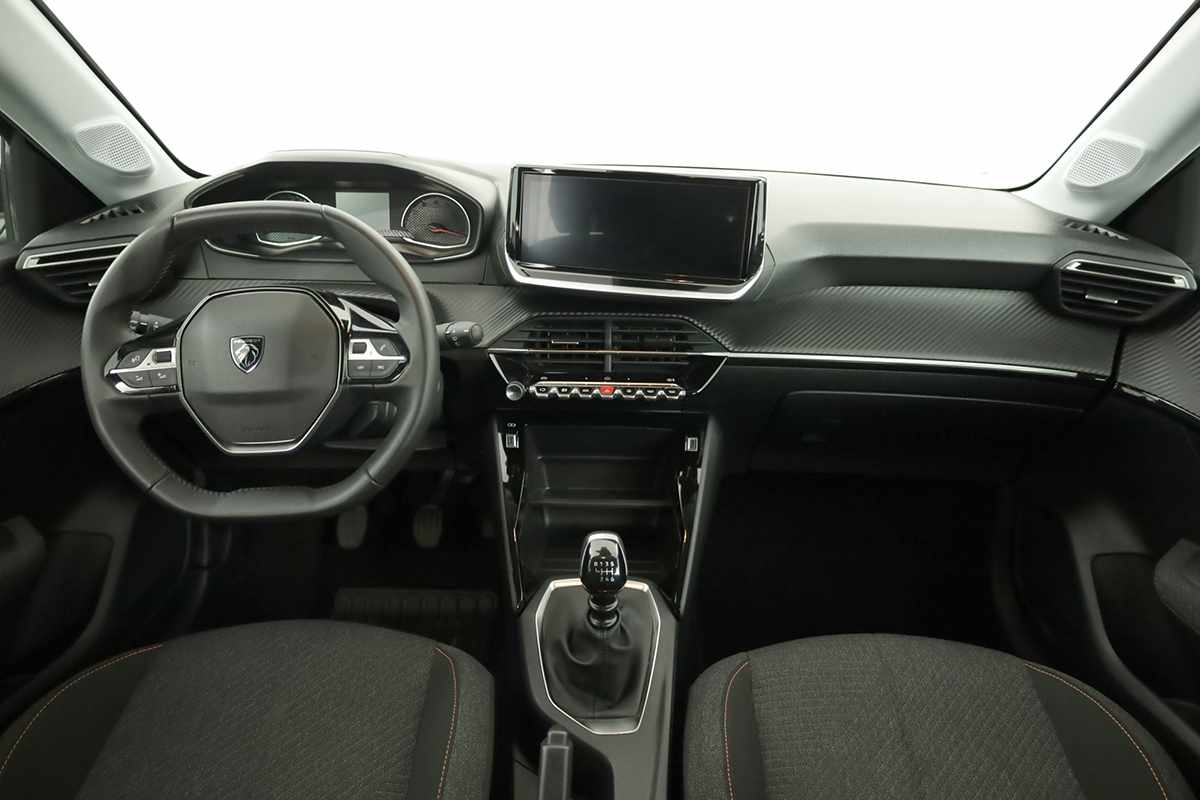peugeot-208-2025-gasolina-1199cc