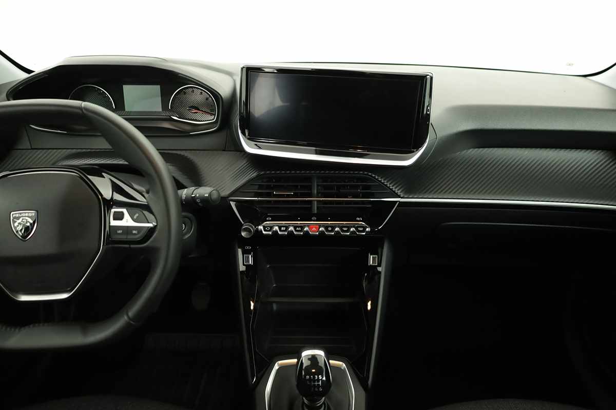 peugeot-208-2025-gasolina-1199cc