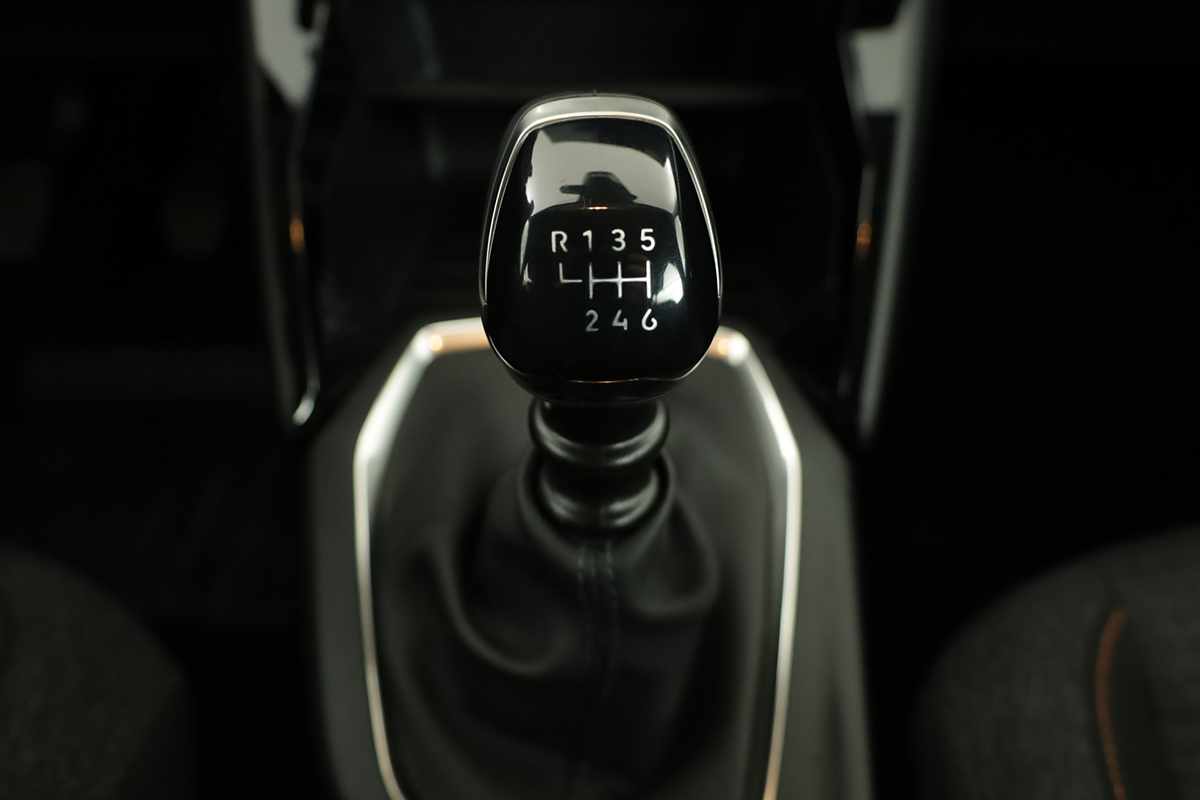 peugeot-208-2025-gasolina-1199cc