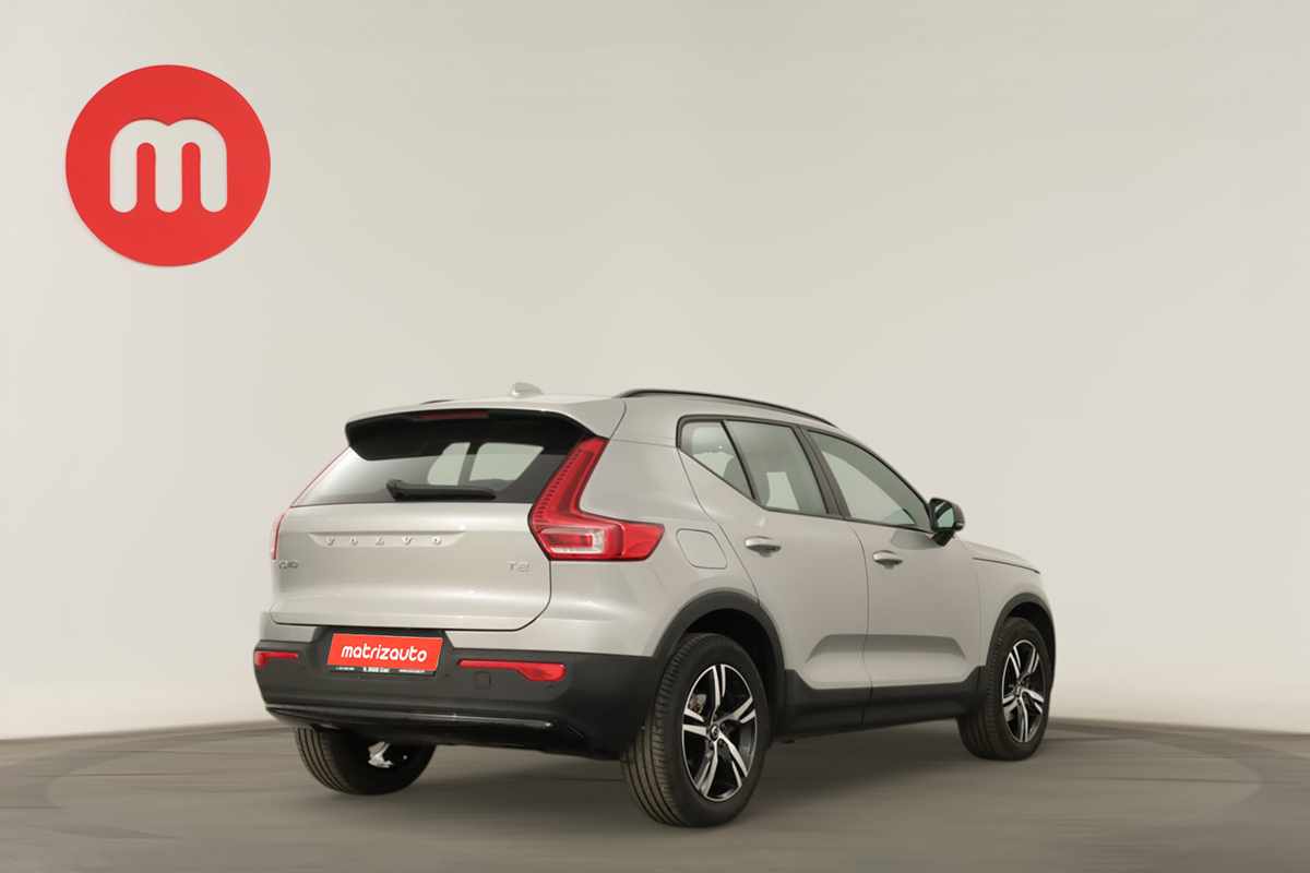 volvo-xc40-2024-gasolina-1477cc