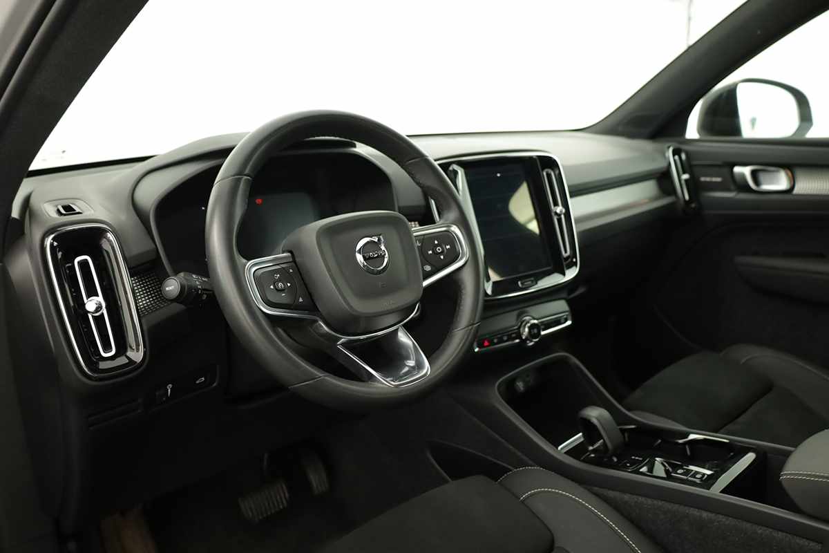 volvo-xc40-2024-gasolina-1477cc