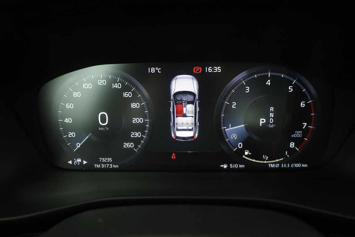 volvo-xc40-2024-gasolina-1477cc