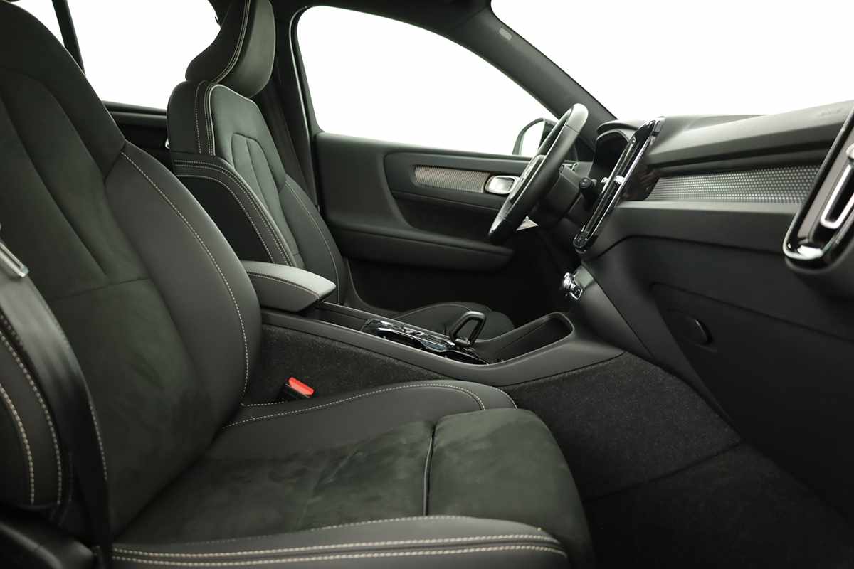 volvo-xc40-2024-gasolina-1477cc