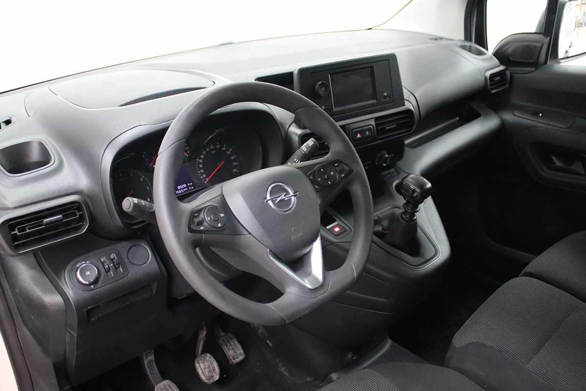 opel-combo-2023-diesel-1499cc