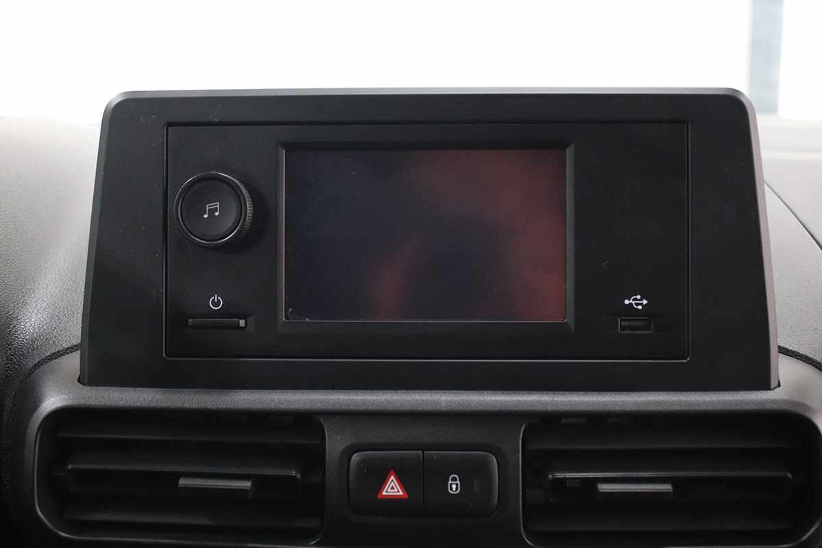 opel-combo-2023-diesel-1499cc