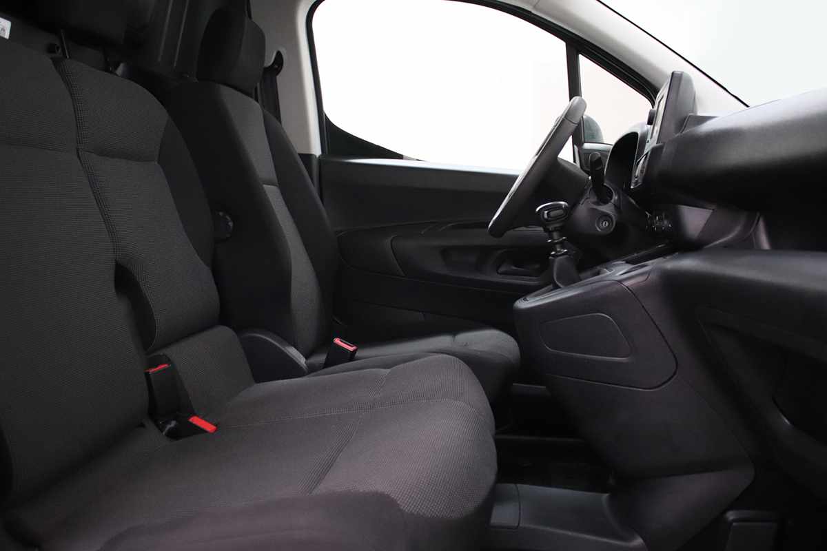 opel-combo-2023-diesel-1499cc