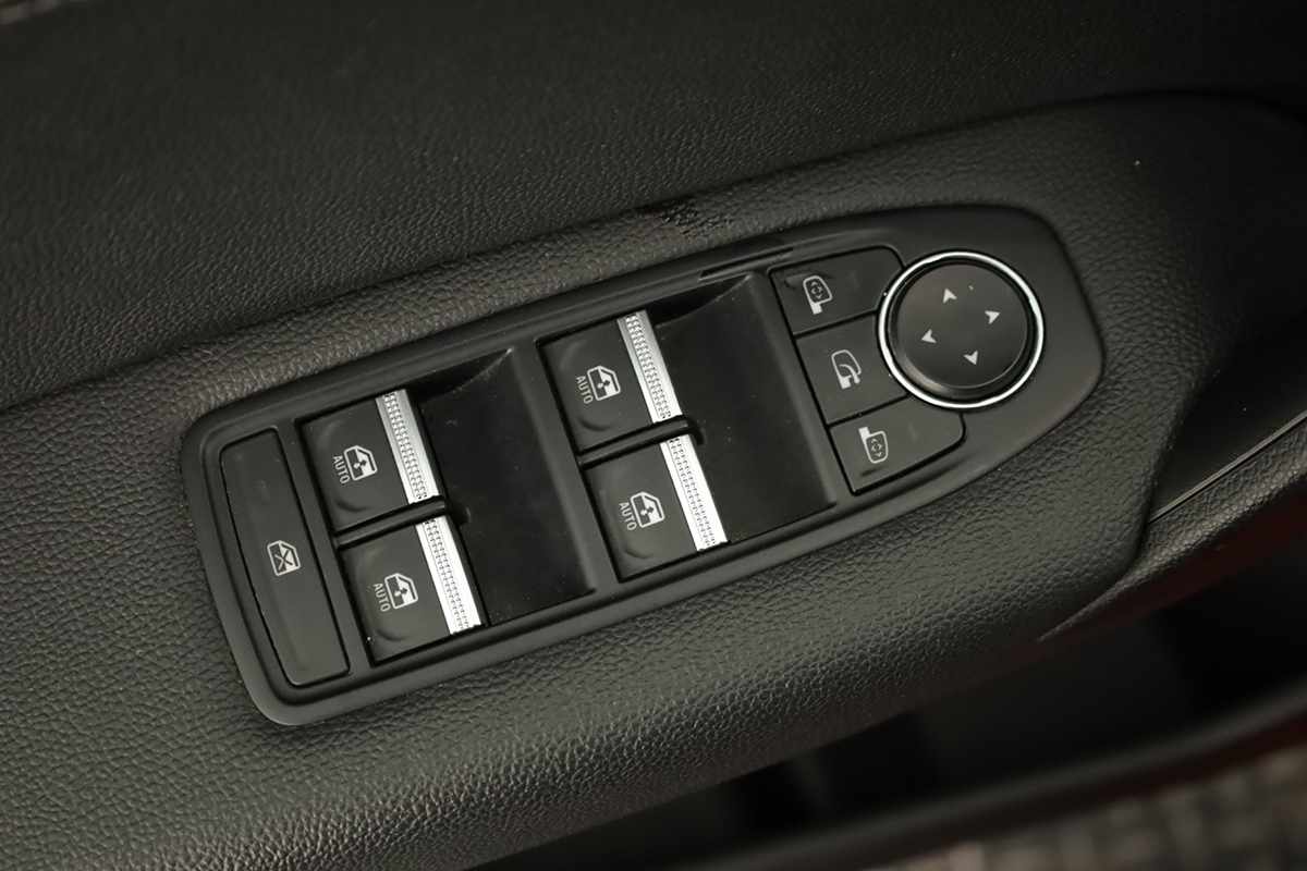 renault-captur-2024-gpl-999cc