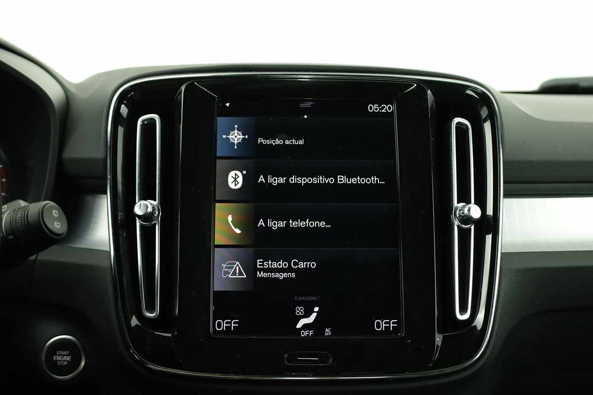 volvo-xc40-2024-gasolina-1477cc