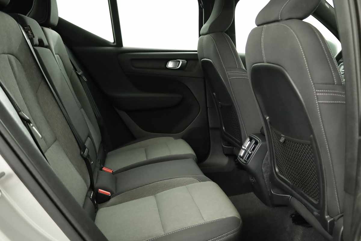 volvo-xc40-2024-gasolina-1477cc