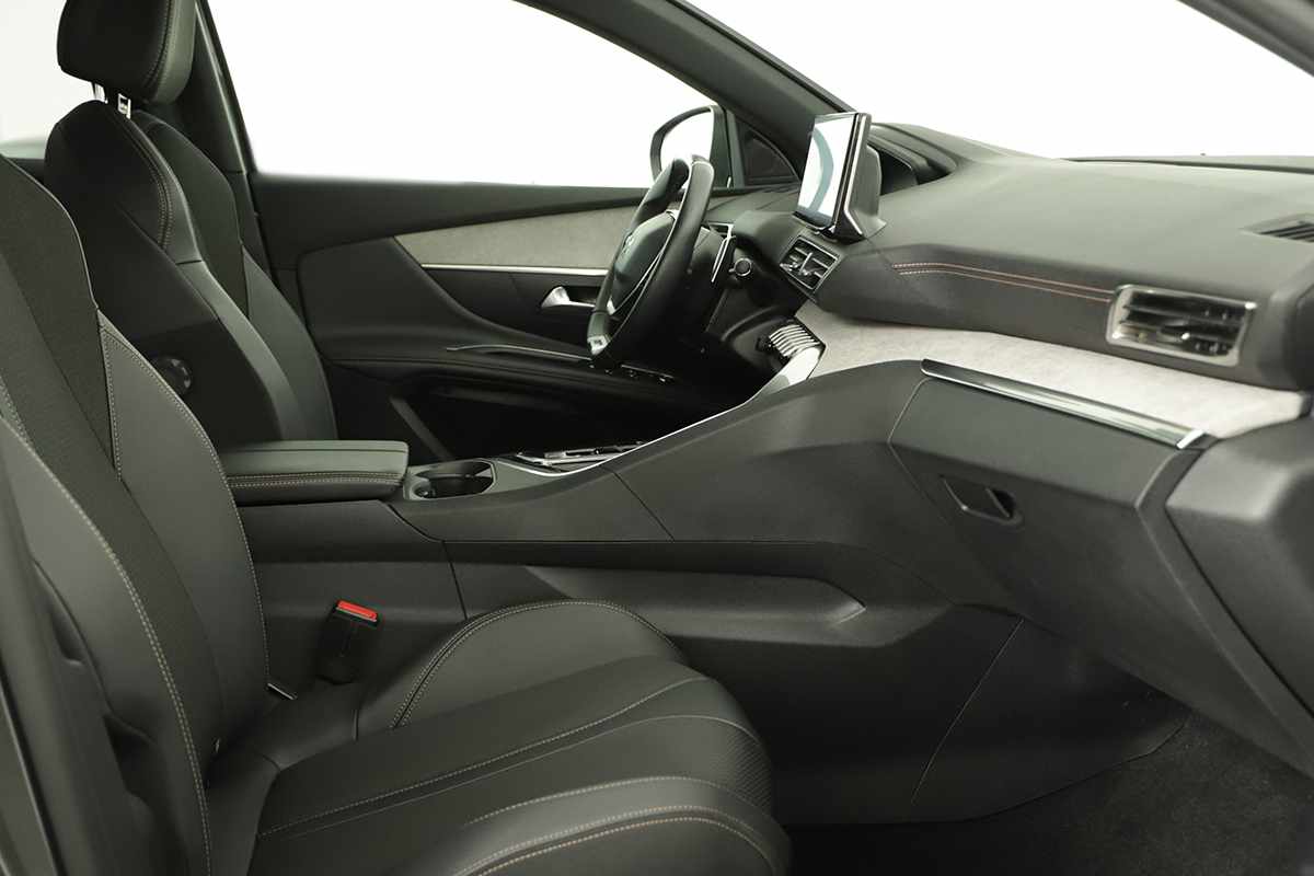 peugeot-3008-2023-gasolina-1199cc