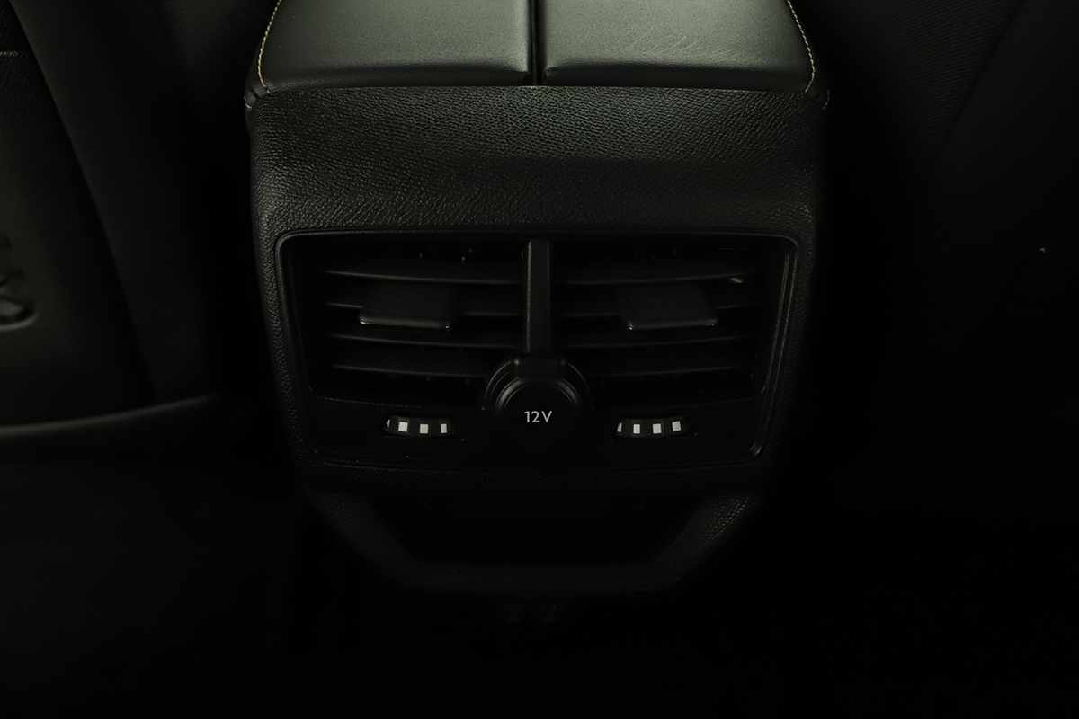 peugeot-3008-2023-gasolina-1199cc