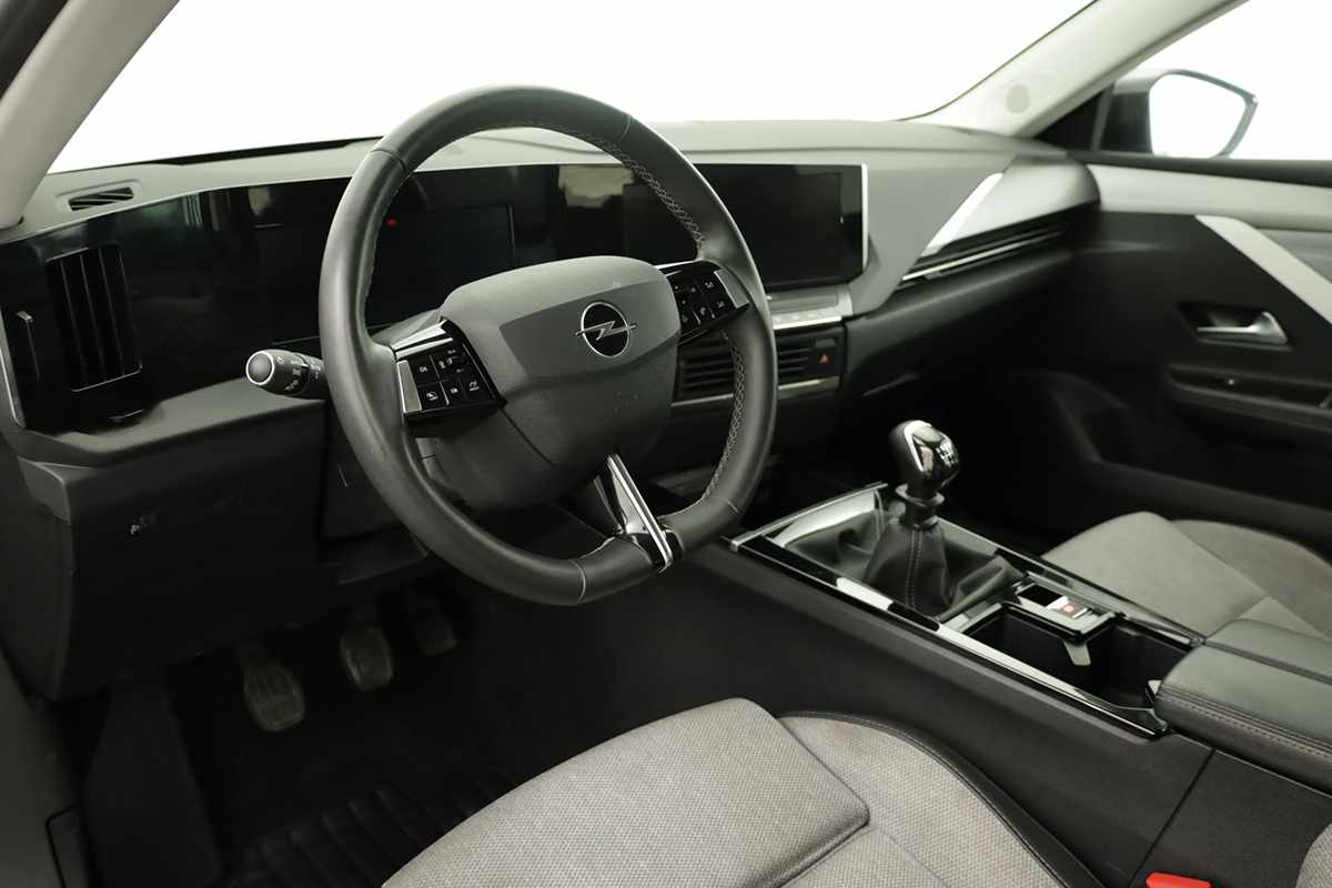 opel-astra-2022-diesel-1499cc