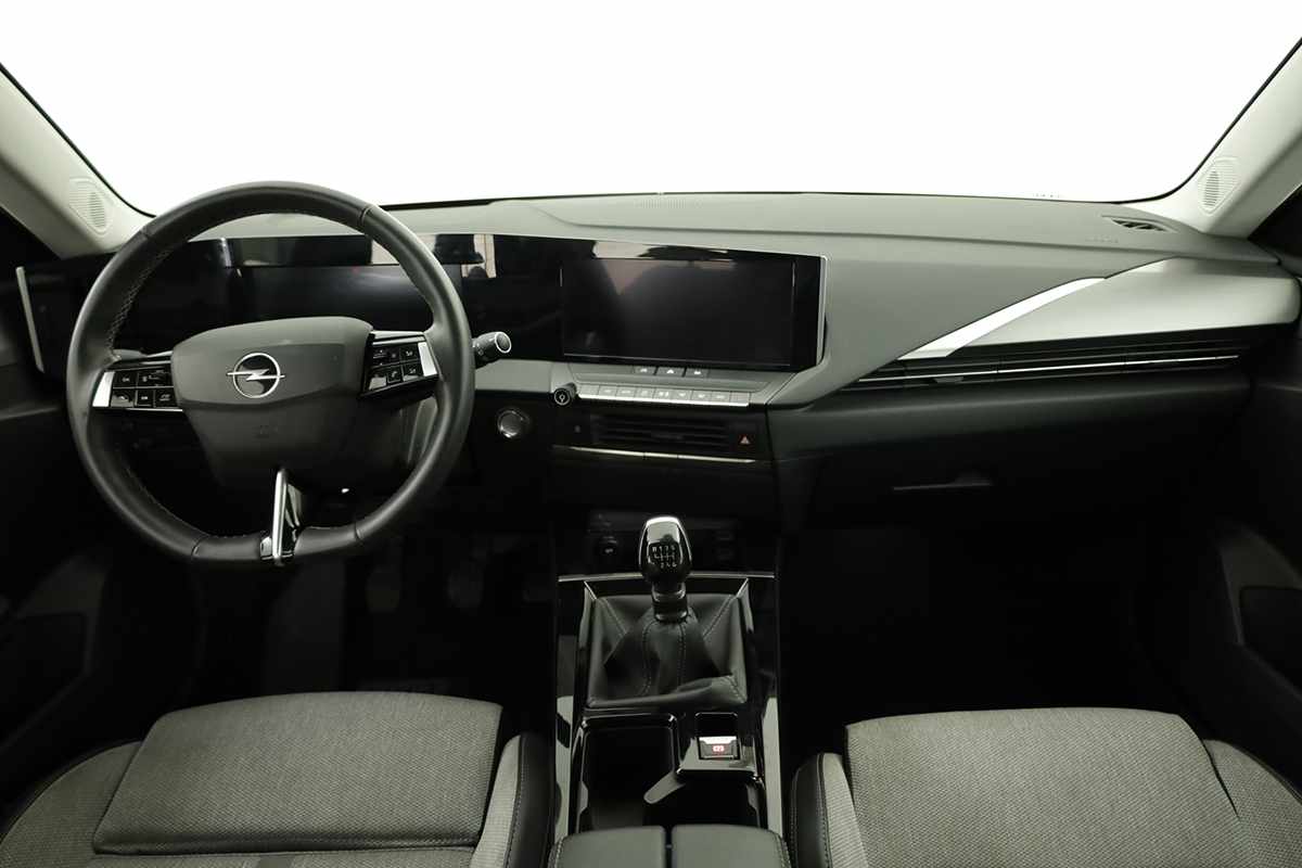 opel-astra-2022-diesel-1499cc