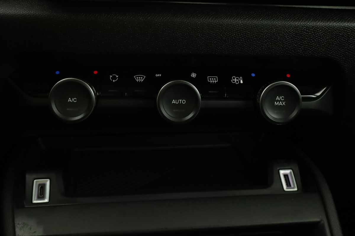 citroen-c4-2024-gasolina-1199cc