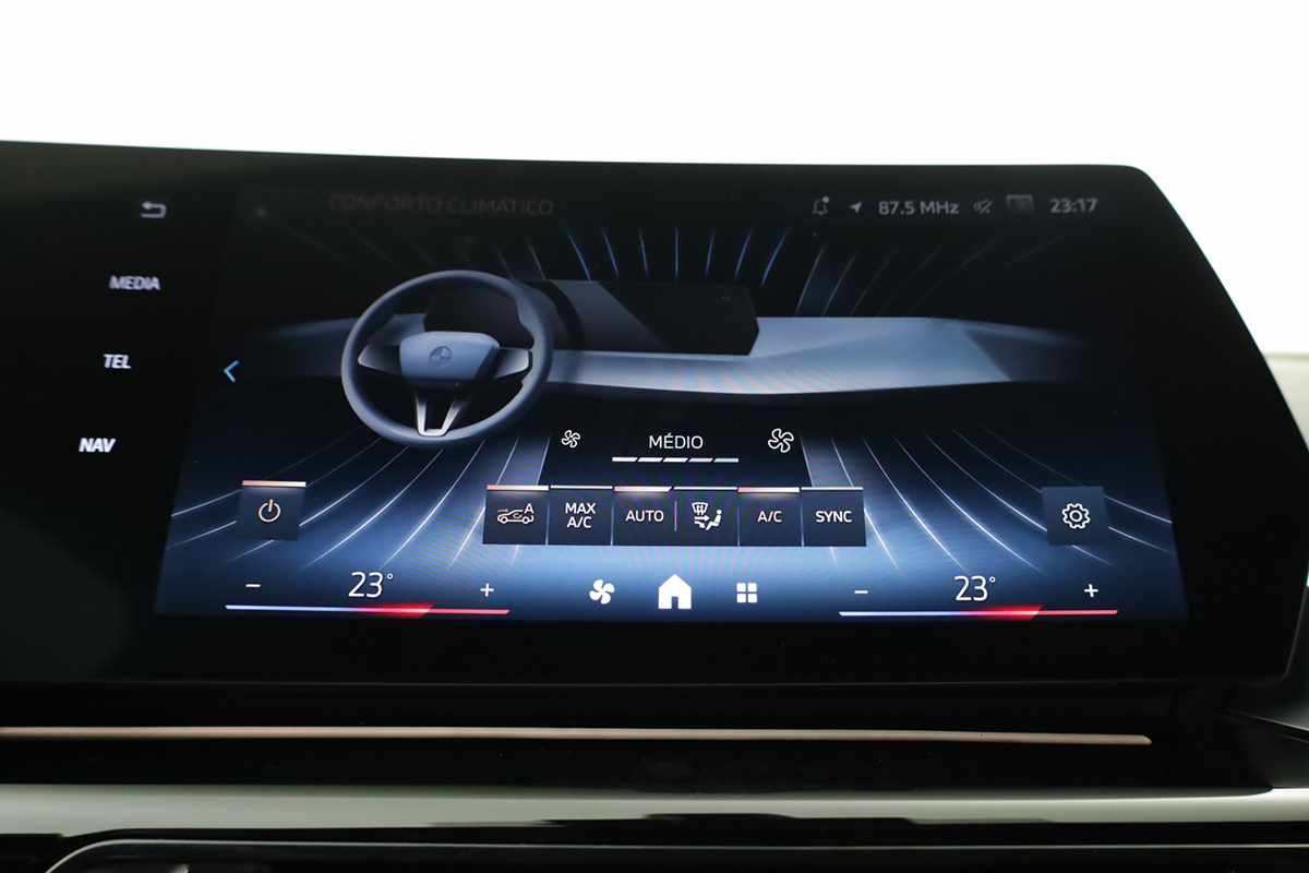 bmw-x1-2025-hibrido-a-gasolina-1499cc