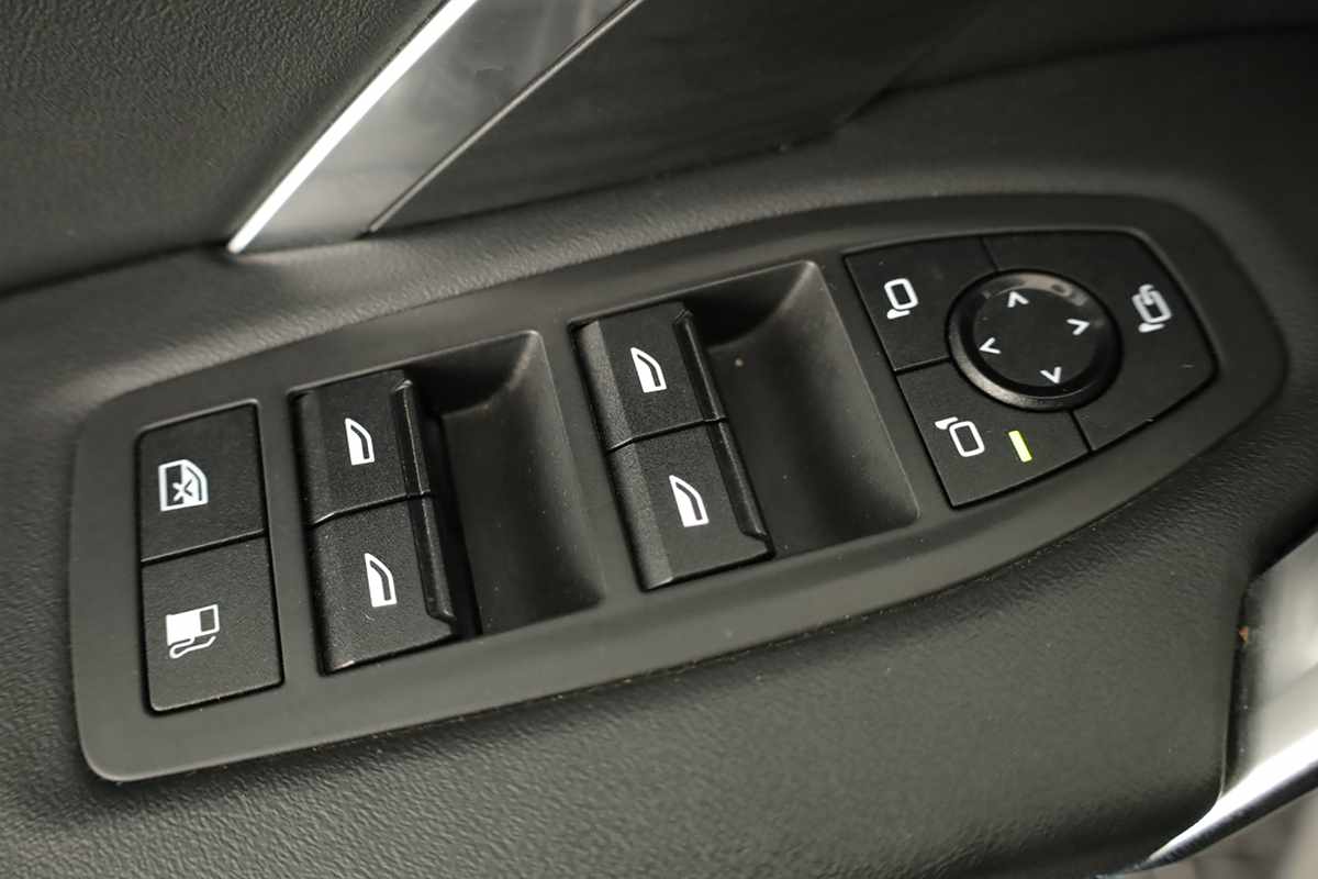 bmw-x1-2025-hibrido-a-gasolina-1499cc