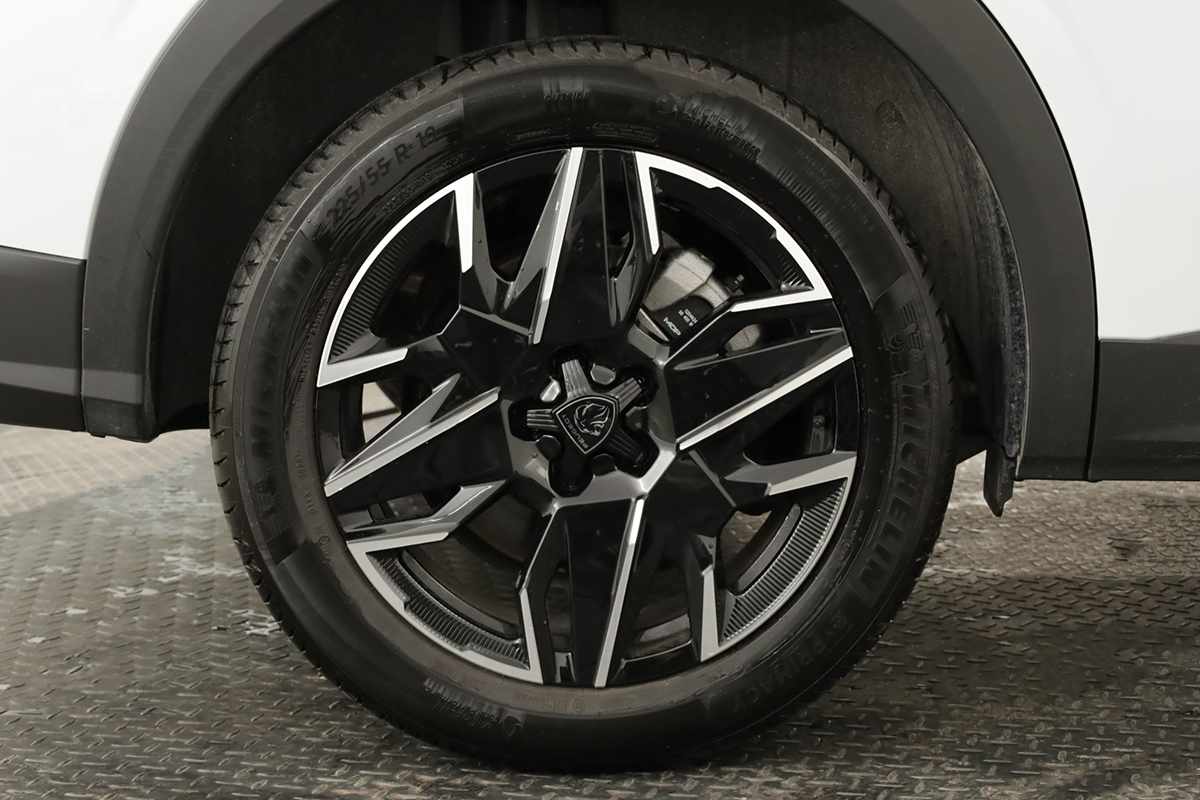 peugeot-5008-2025-gasolina-1199cc