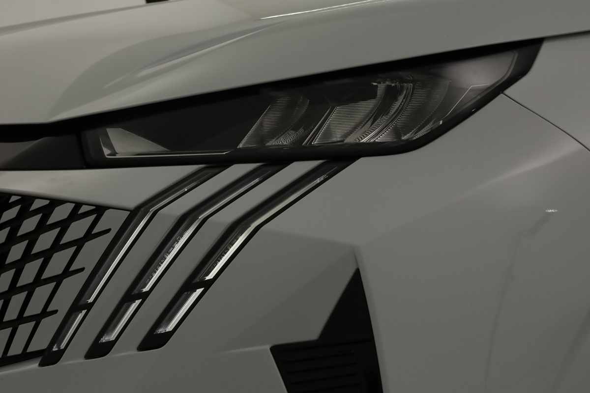 peugeot-5008-2025-gasolina-1199cc
