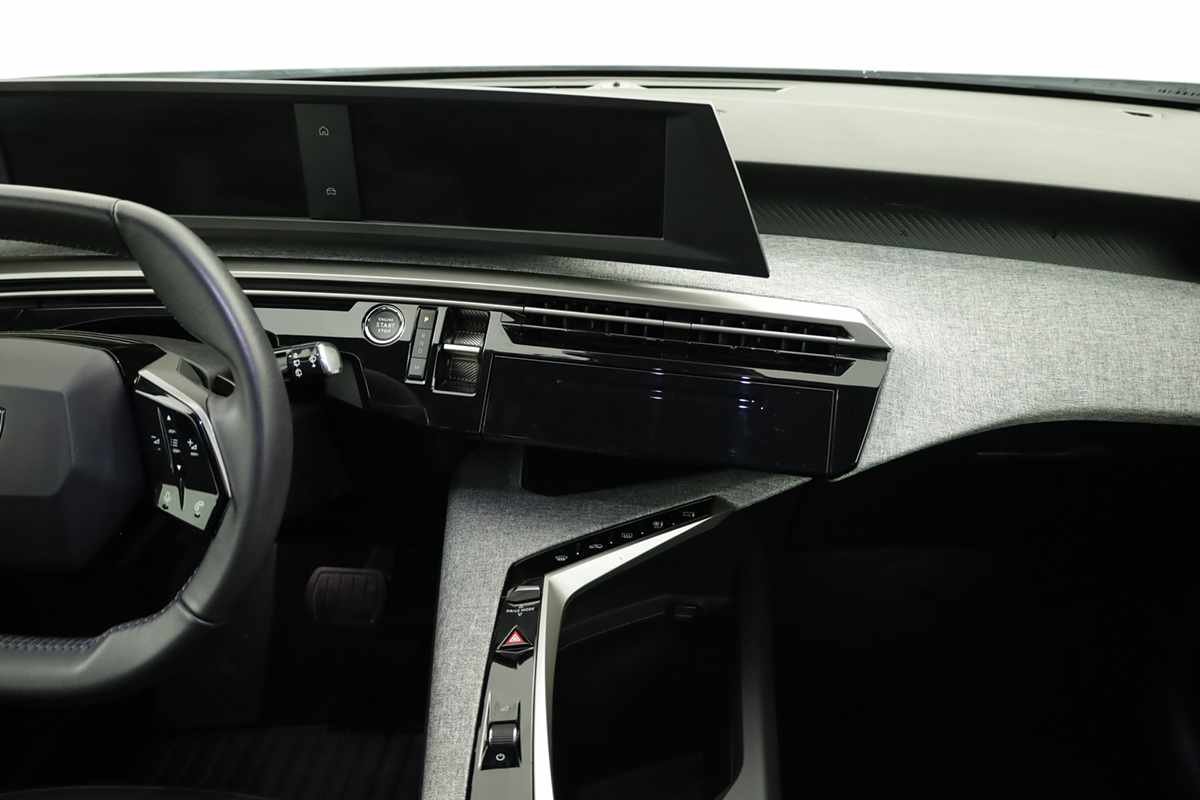 peugeot-5008-2025-gasolina-1199cc