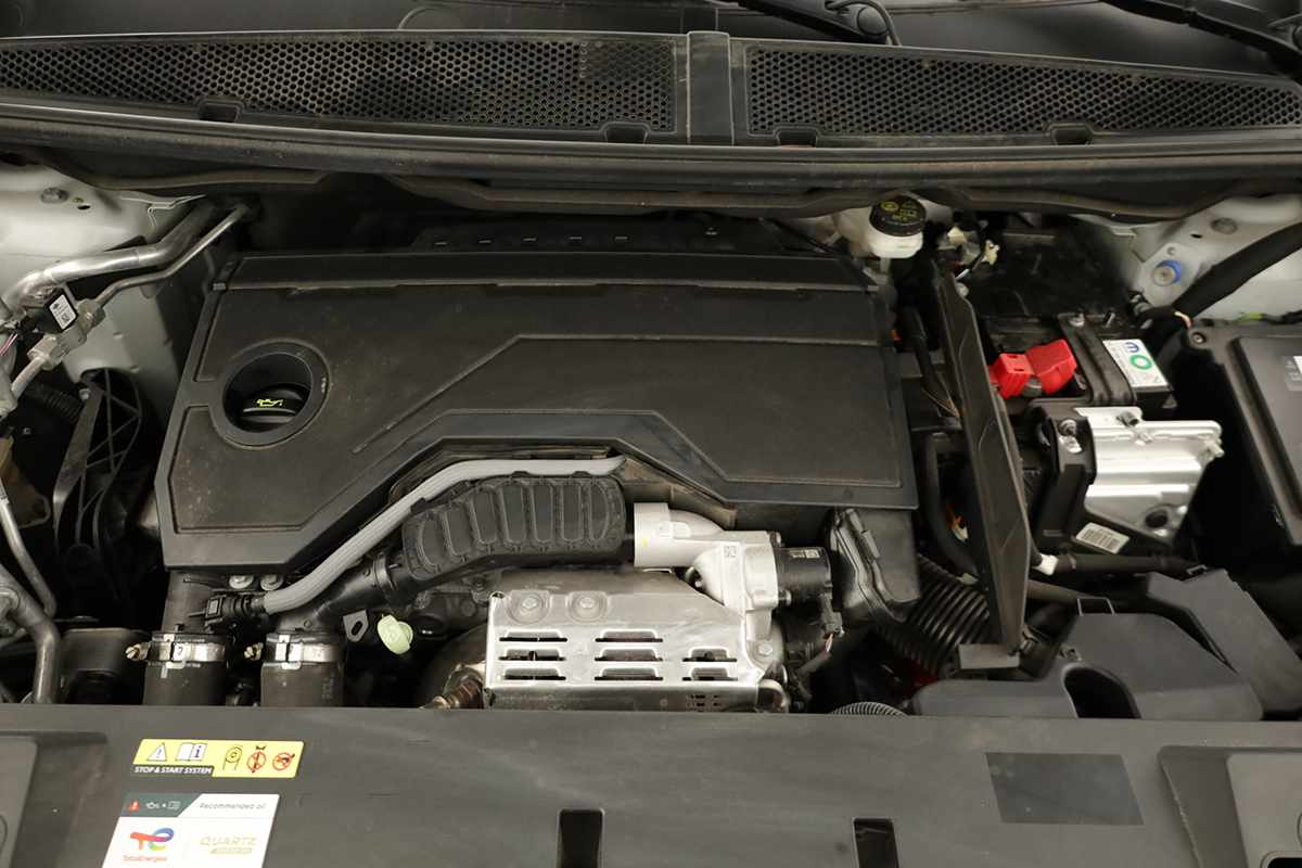 peugeot-5008-2025-gasolina-1199cc