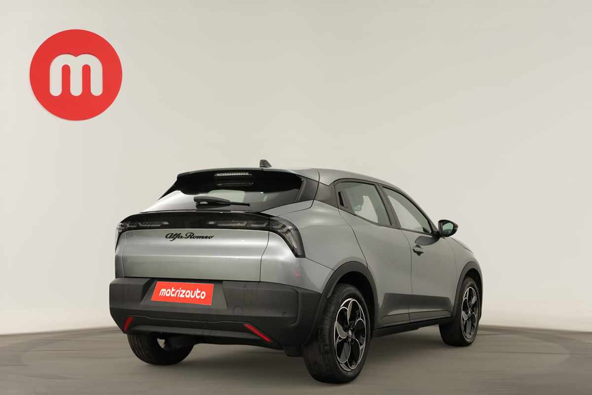 alfa-romeo-junior-2025-eletrico-0cc