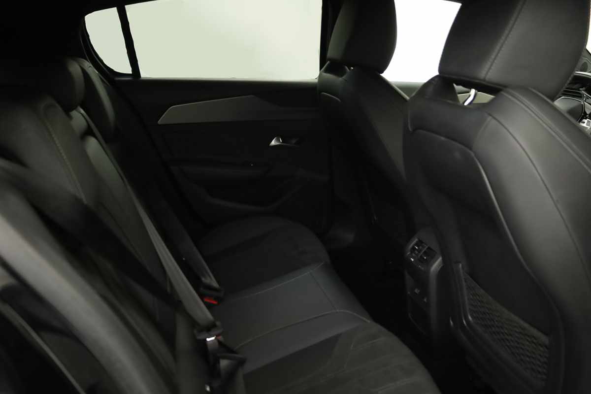 peugeot-308-2024-gasolina-1199cc
