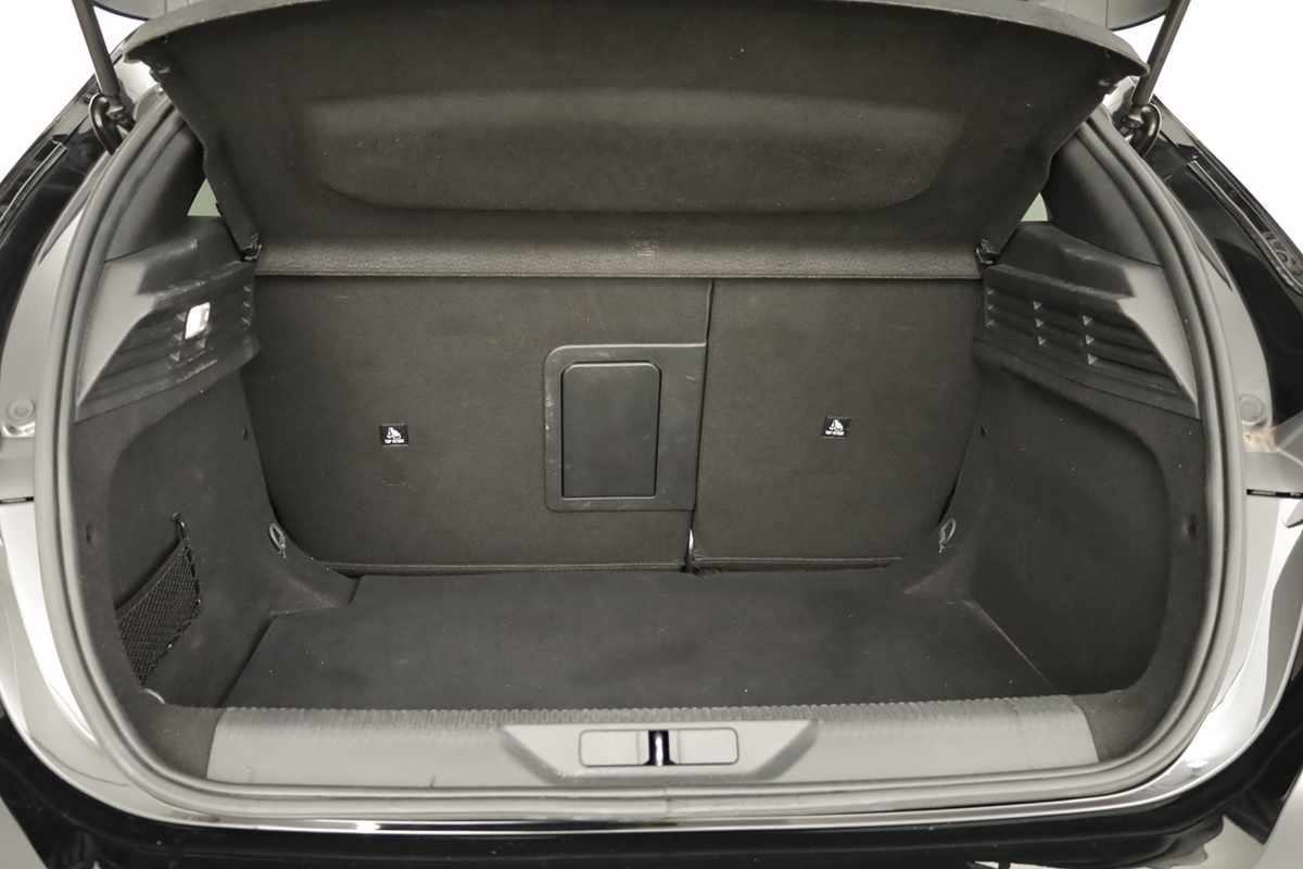 peugeot-308-2024-gasolina-1199cc
