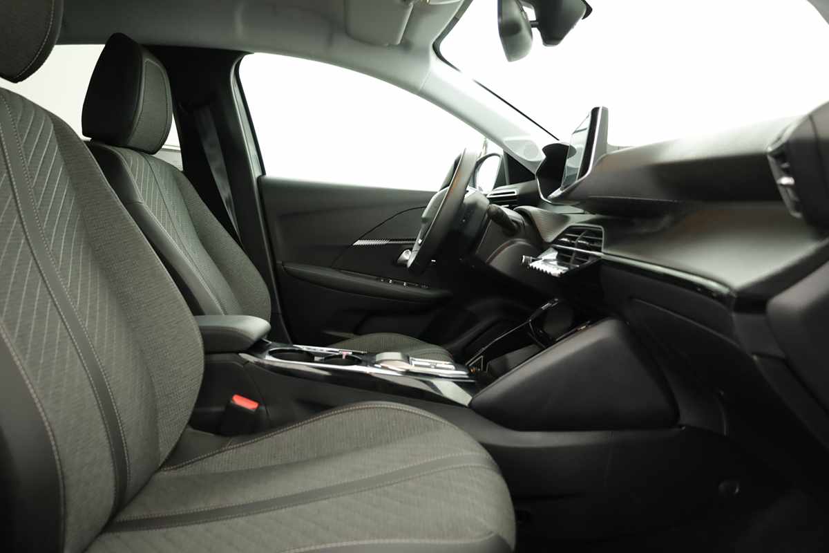 peugeot-e-208-2025-eletrico-0cc