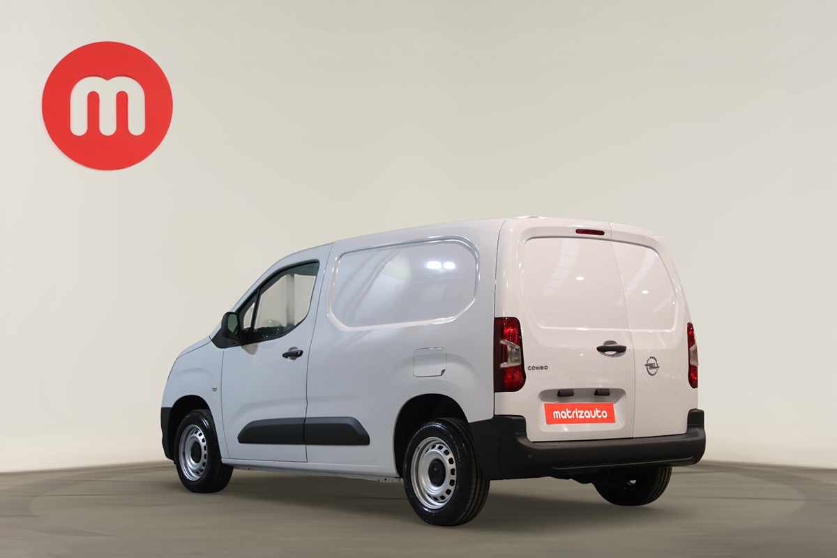 opel-combo-2023-diesel-1499cc