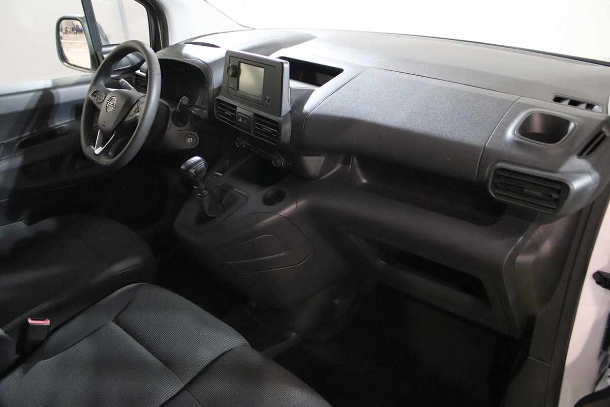 opel-combo-2023-diesel-1499cc