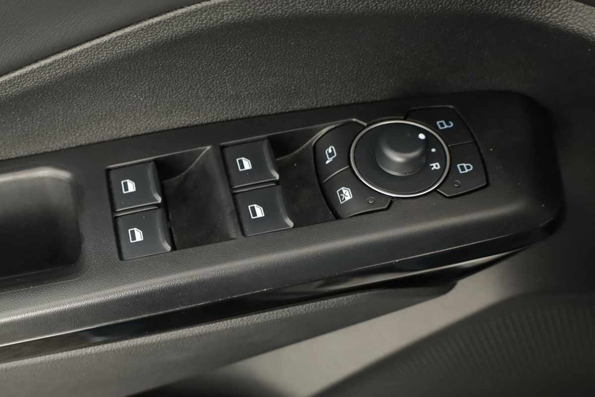 ford-puma-2025-gasolina-998cc