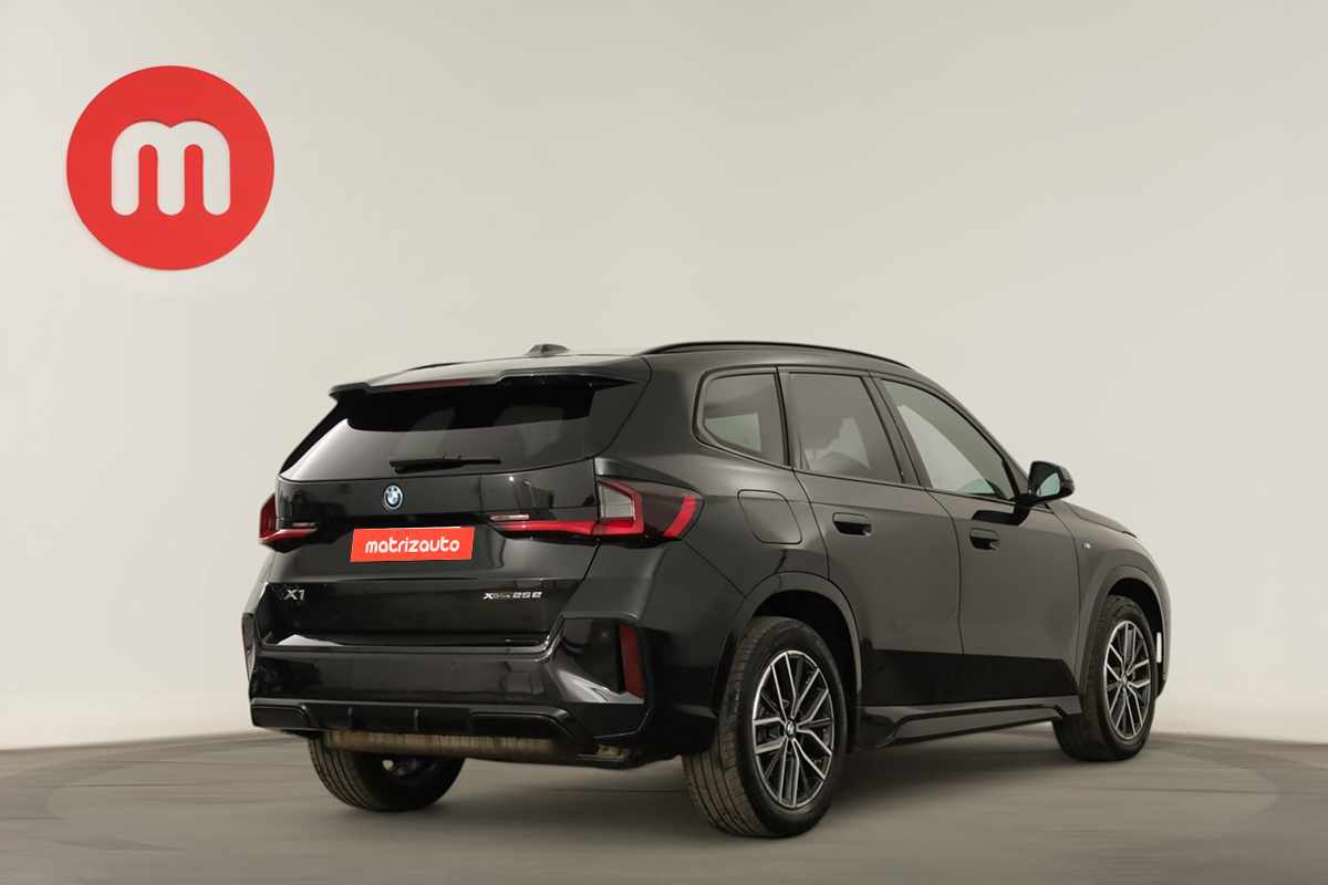 bmw-x1-2024-hibrido-a-gasolina-1499cc