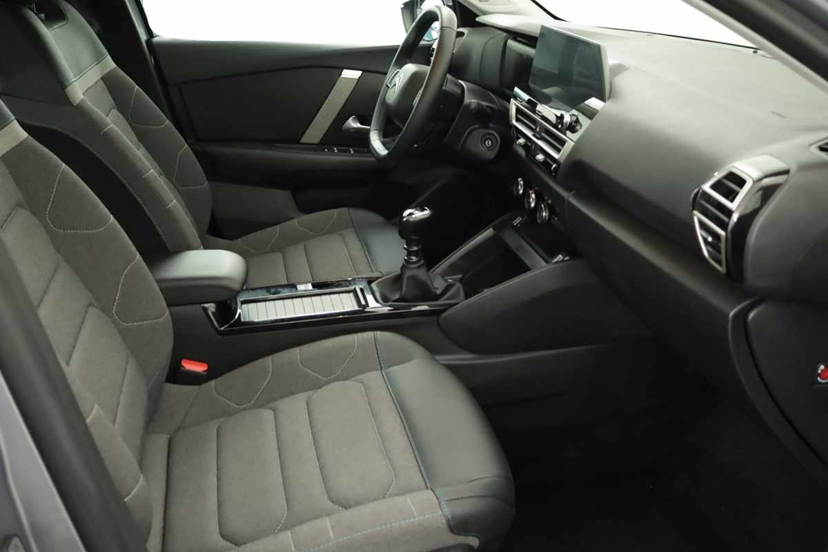 citroen-c4-2024-gasolina-1199cc