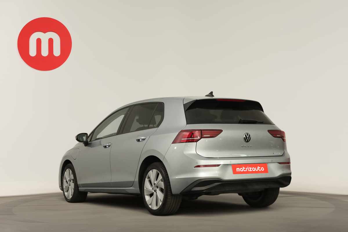 volkswagen-golf-2025-hibrido-a-gasolina-1498cc