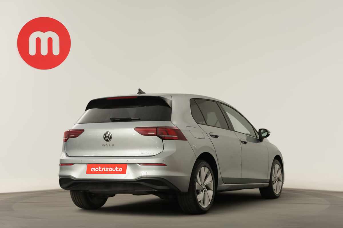 volkswagen-golf-2025-hibrido-a-gasolina-1498cc