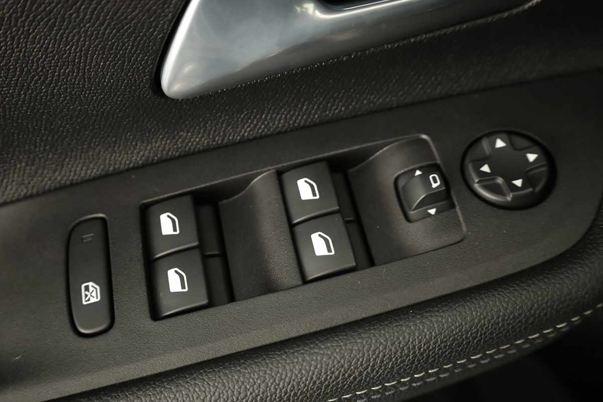 opel-mokka-2025-gasolina-1199cc