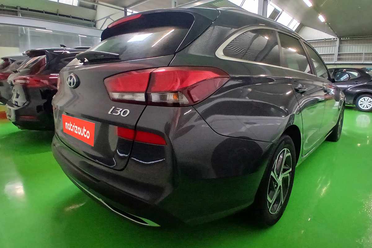 hyundai-i30-2024-gasolina-998cc