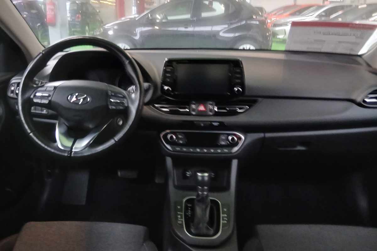 hyundai-i30-2024-gasolina-998cc