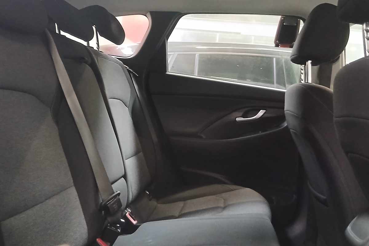 hyundai-i30-2024-gasolina-998cc