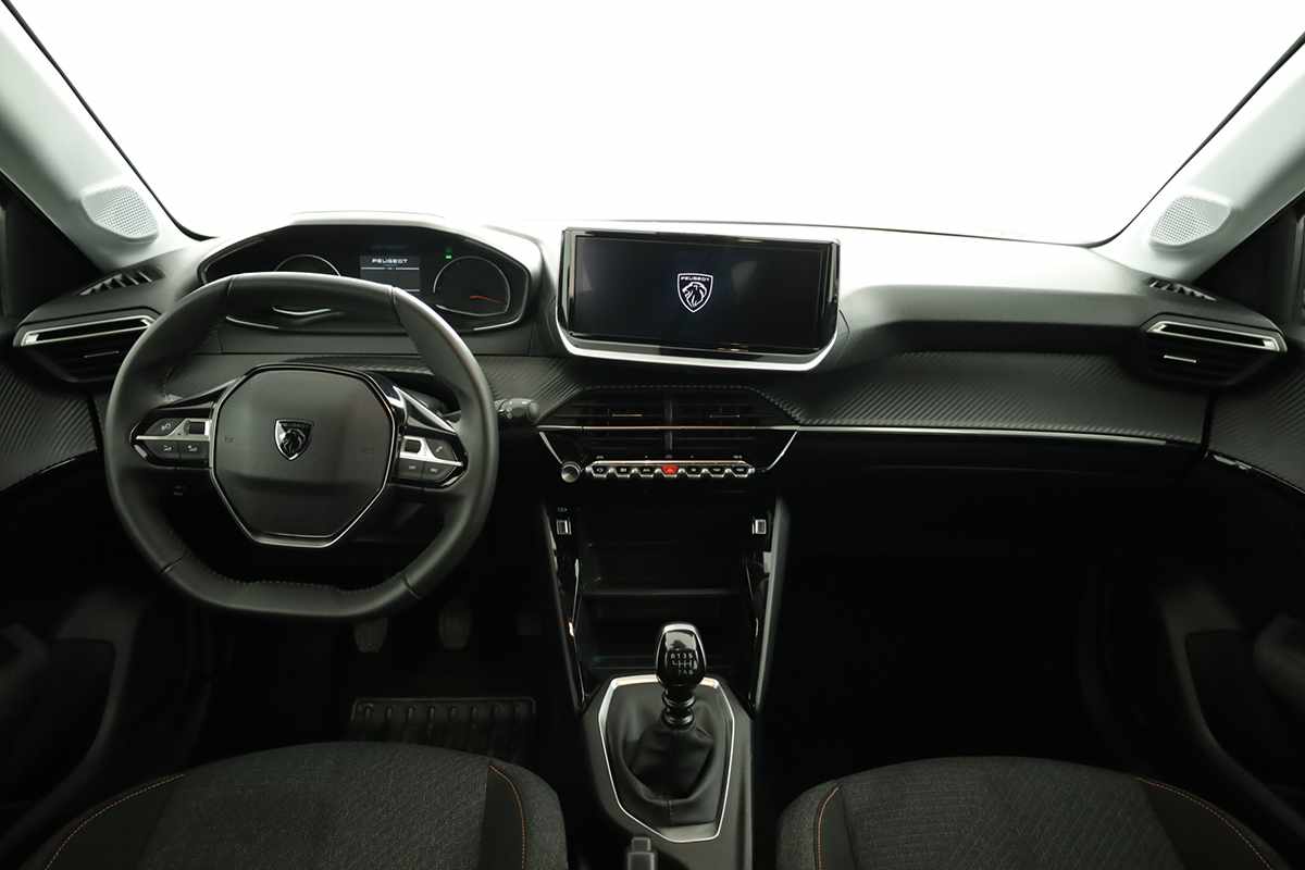 peugeot-208-2025-gasolina-1199cc