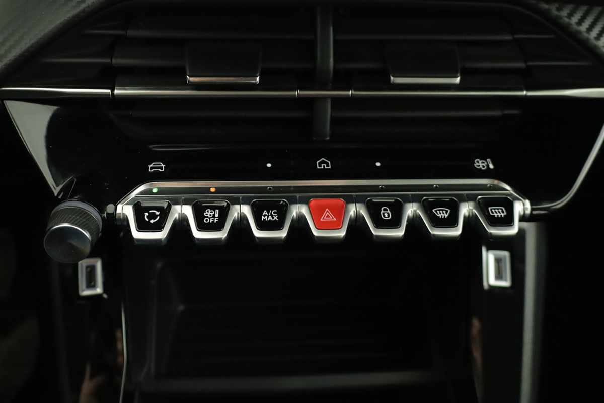 peugeot-208-2025-gasolina-1199cc