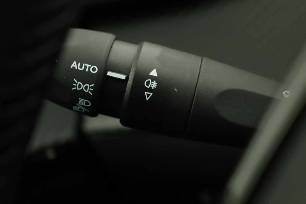 peugeot-208-2025-gasolina-1199cc