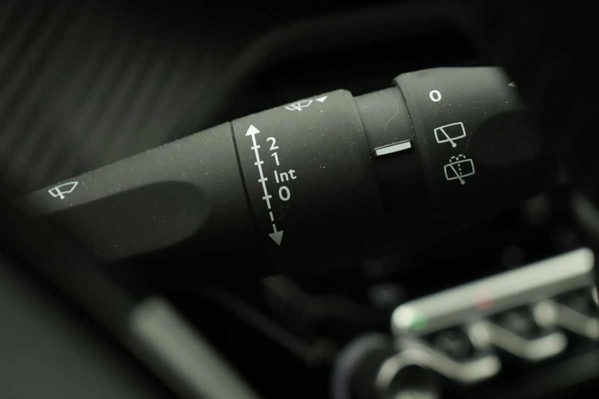 peugeot-208-2025-gasolina-1199cc