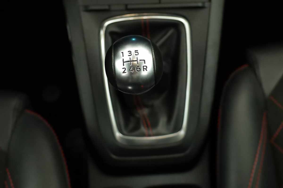 ford-puma-2025-gasolina-998cc
