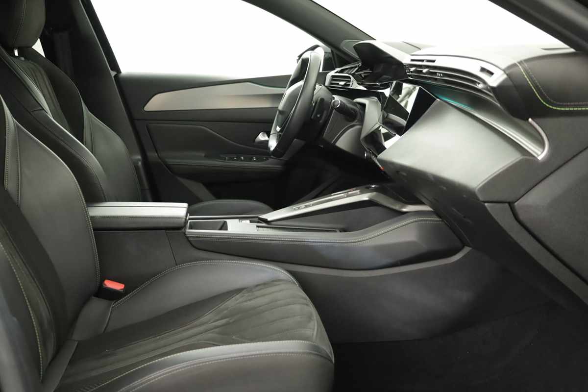 peugeot-308-2024-gasolina-1199cc