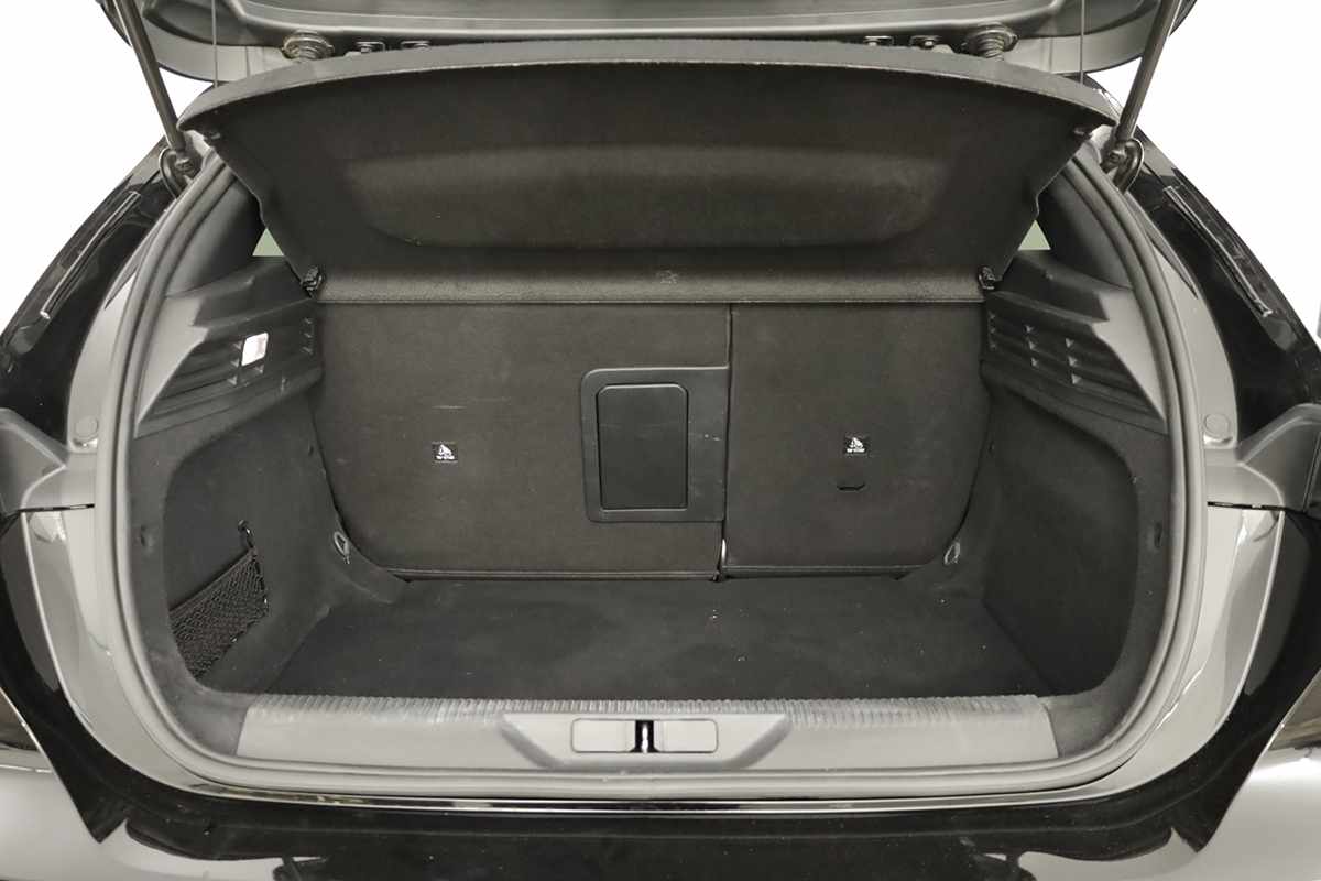 peugeot-308-2024-gasolina-1199cc