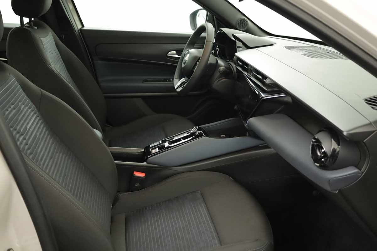alfa-romeo-junior-2025-eletrico-0cc